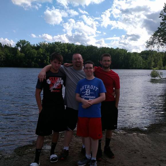 Meet your Posher, Melissa - Picture 1 of 1